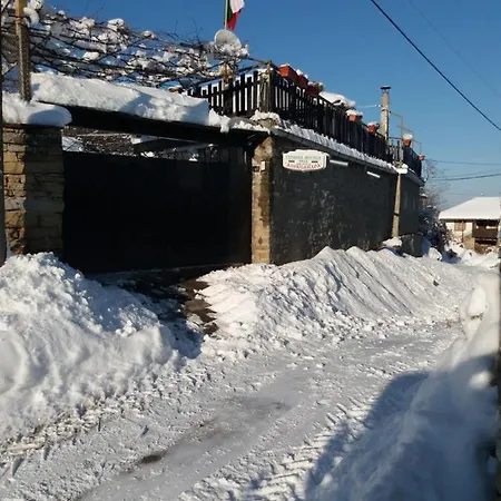 Hytte Къща За Гости Вила Александра Gornova Mogila